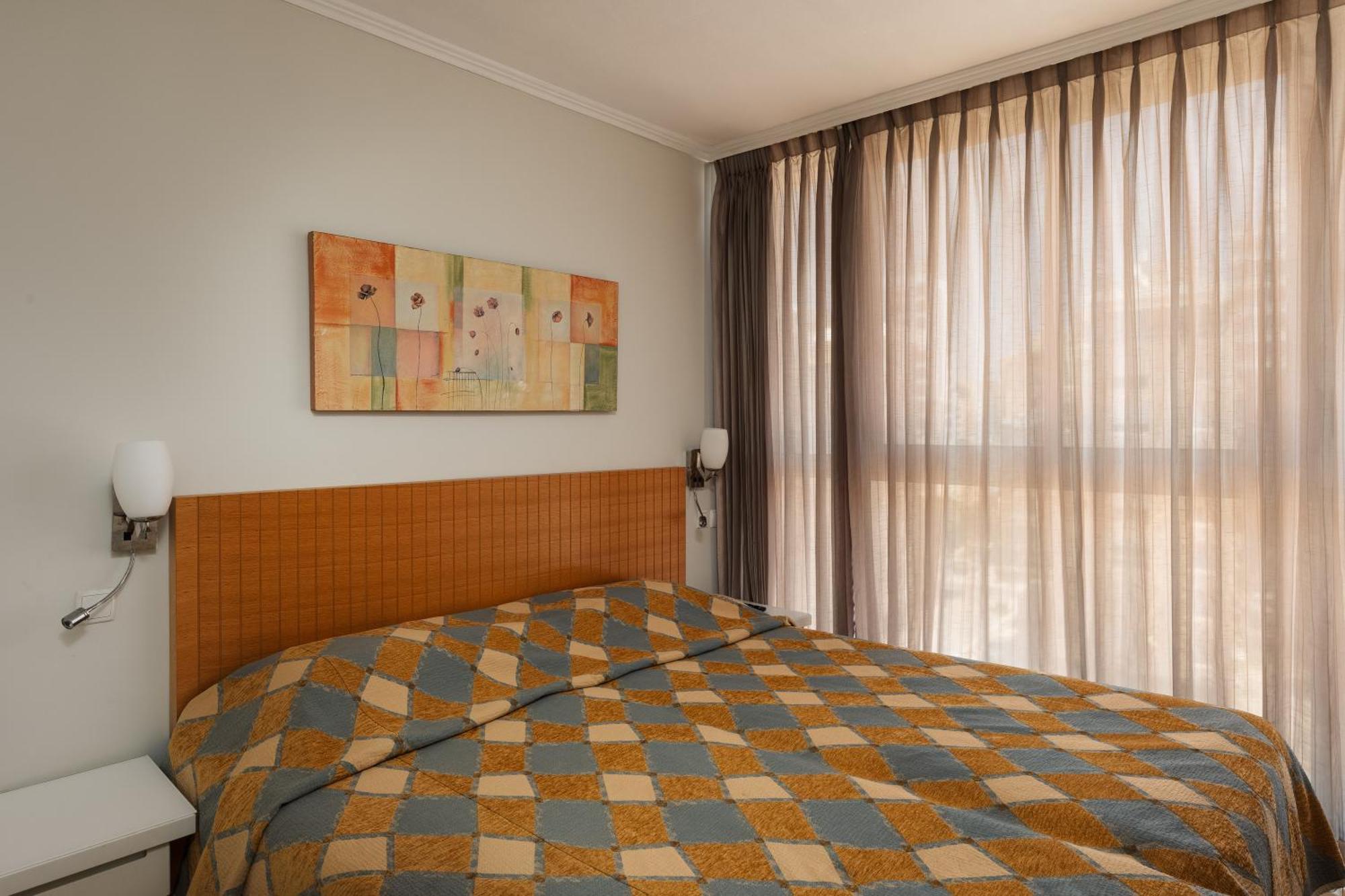 Residence Hotel Нетания Экстерьер фото