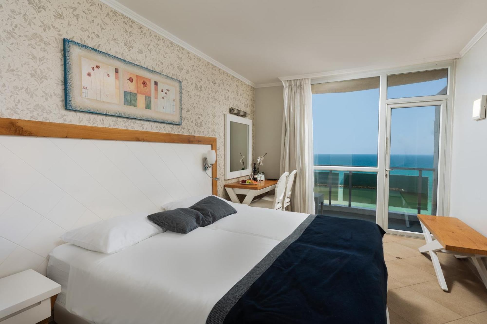 Residence Hotel Нетания Экстерьер фото