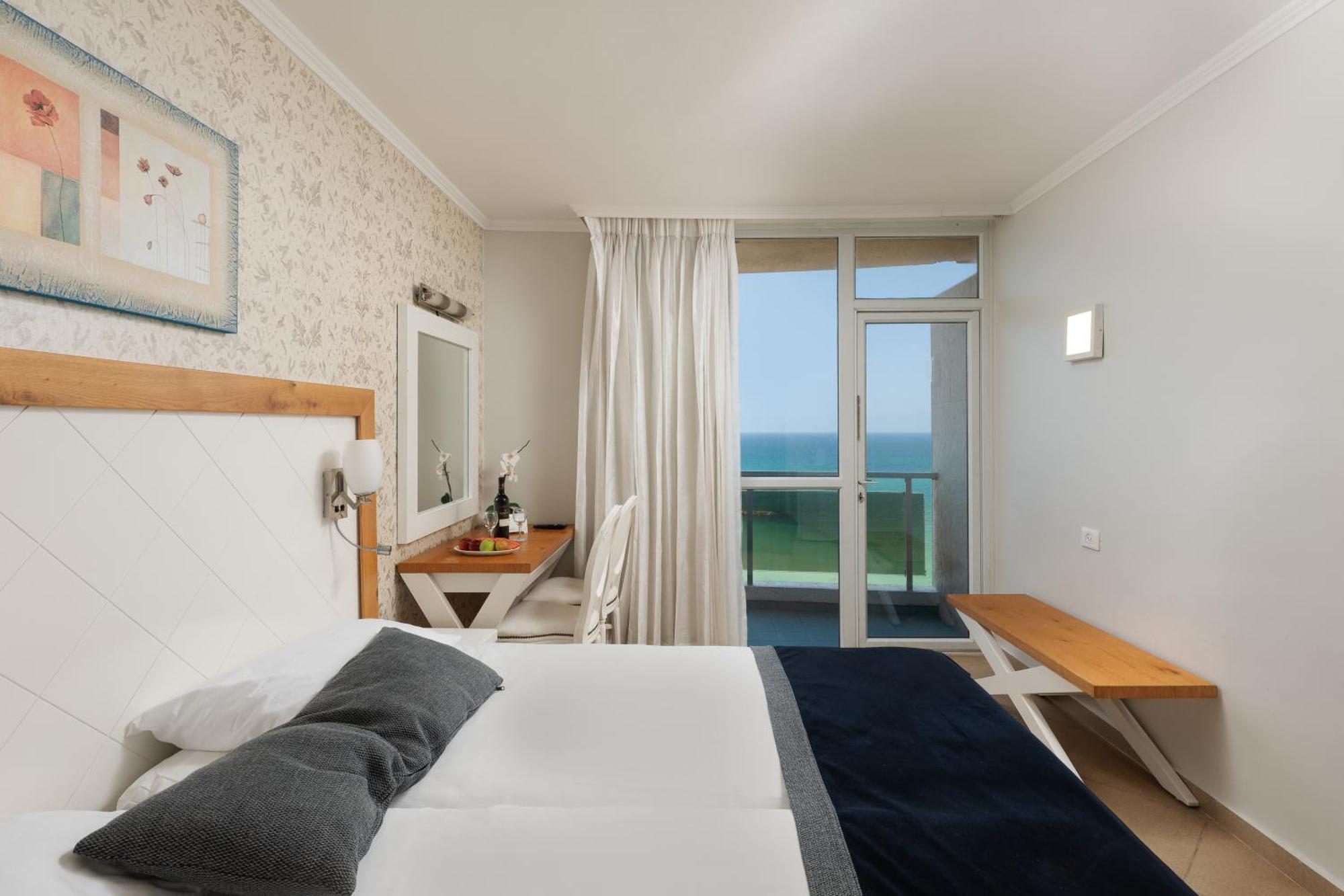 Residence Hotel Нетания Экстерьер фото