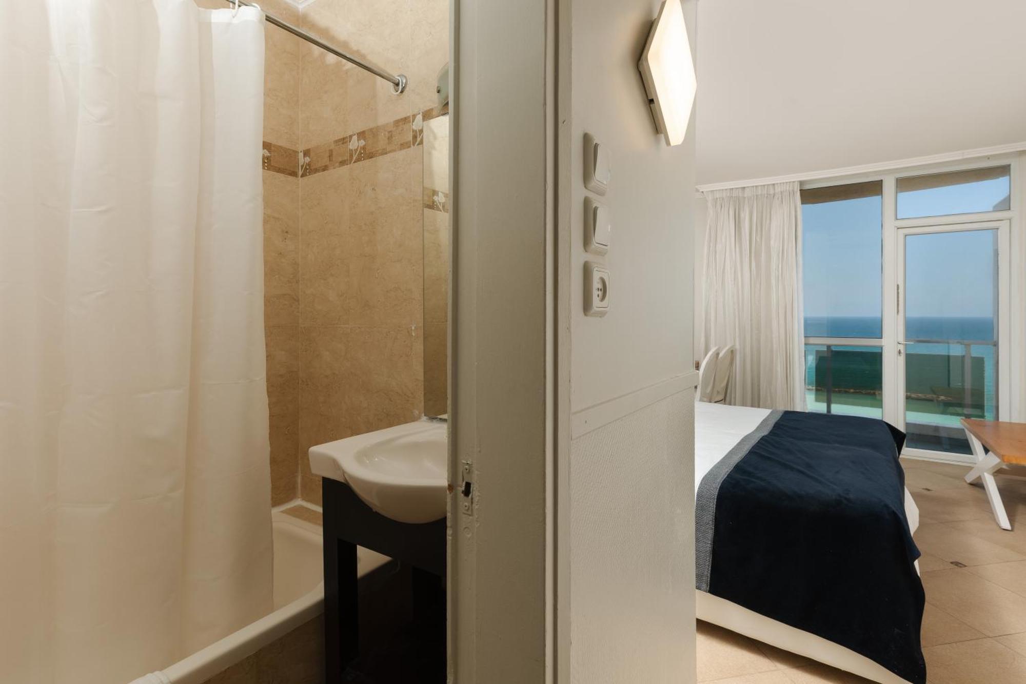 Residence Hotel Нетания Экстерьер фото