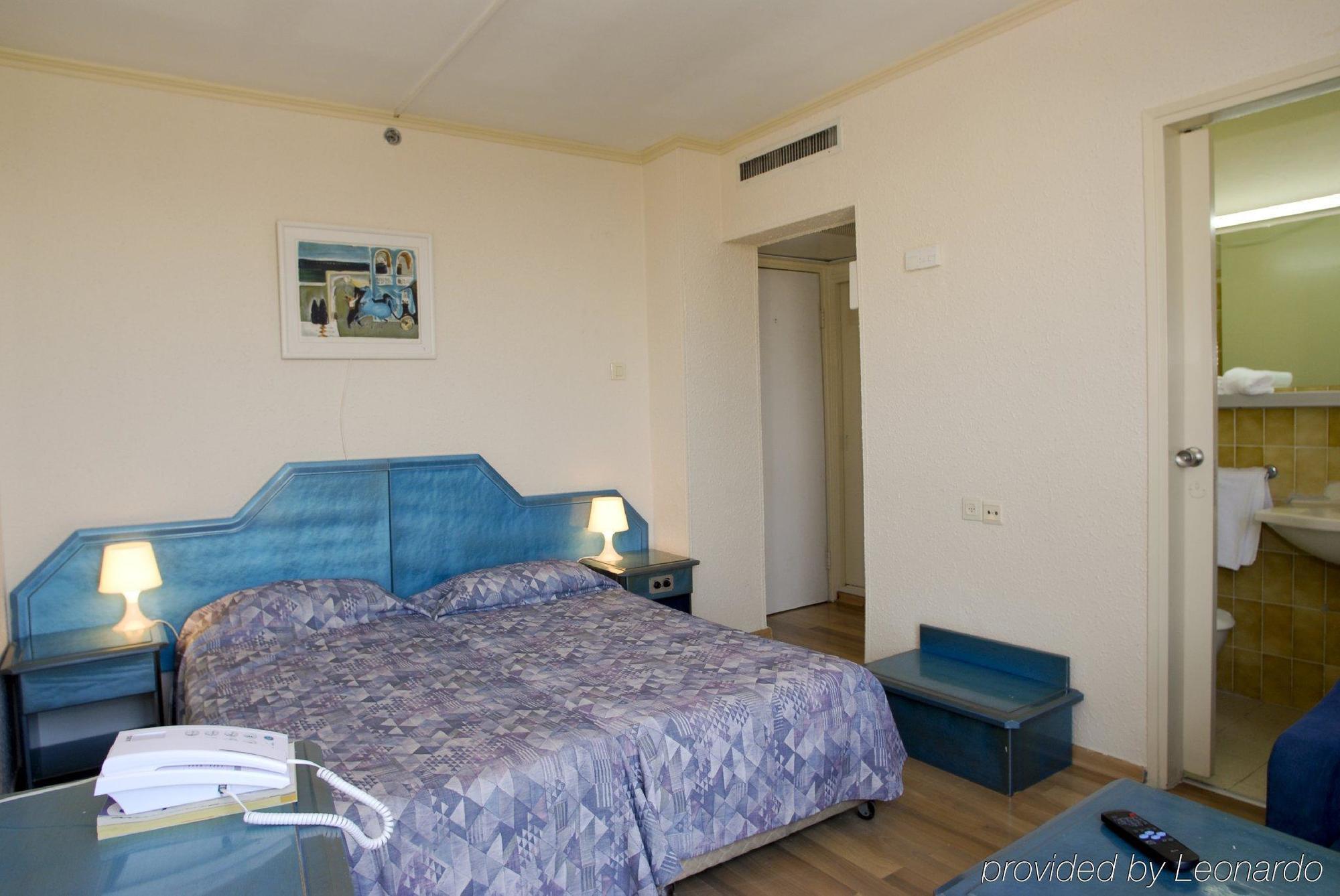 Residence Hotel Нетания Номер фото