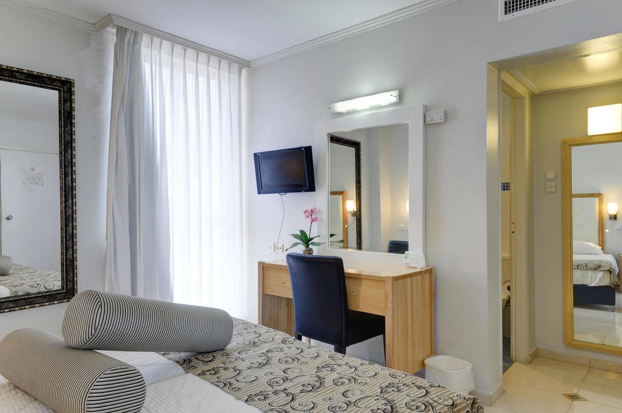 Residence Hotel Нетания Экстерьер фото